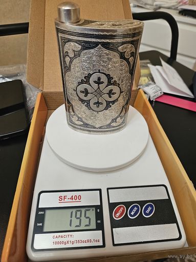 Продам новую серебряную фляжку Кубачи 875