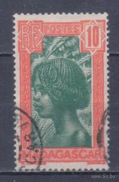 [632] Французские колонии. Мадагаскар 1930. Культура и быт.Женская прическа.10с. Гашеная марка.