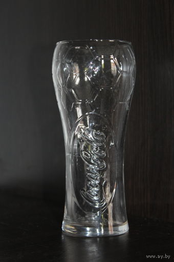 Стеклянный стакан "Coca Cola".