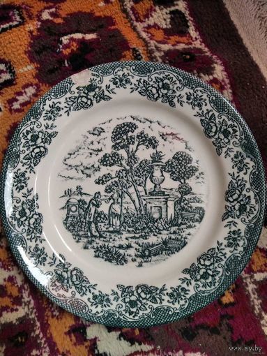 Тарелка фарфоровая зик конакова с сюжетом