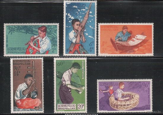 Лаос-1957,(Мих.60-65) ** , Музыкальные инструменты(полная серия)