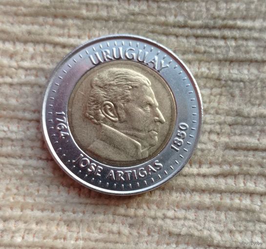 Werty71 Уругвай 10 песо 2000 биметалл