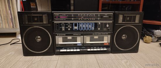Магнитофон Sanyo C35