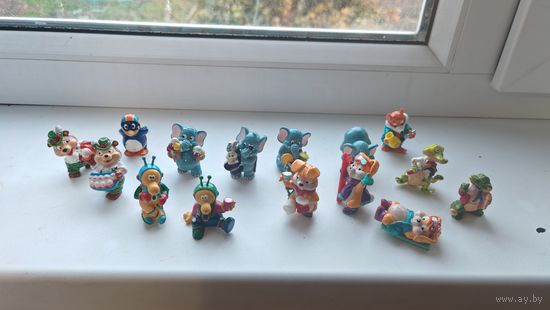 Киндер игрушки 90-х