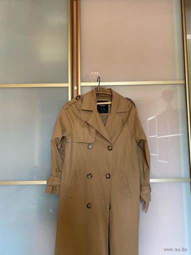 Объёмный стильный тренч с поясом Pull&Bear, S-M