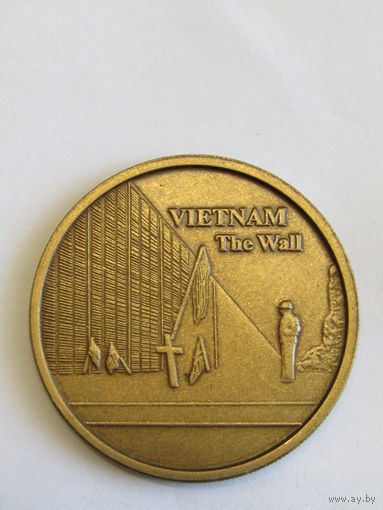 Памятная бронзовая настольная медаль. "Мемориал ветеранам Вьетнамской войны в Вашингтоне". США. Америка. м