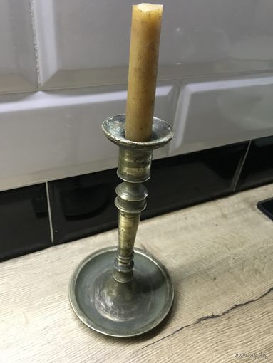 Подсвечник старинный.
