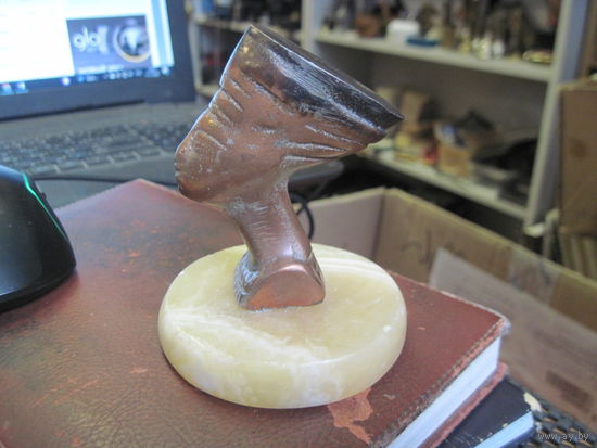 Статуэтка египетская.