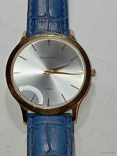 Часы кварцевые , Daniel  Klein , браслет от часов OMEGA . Батарейка поставлена !