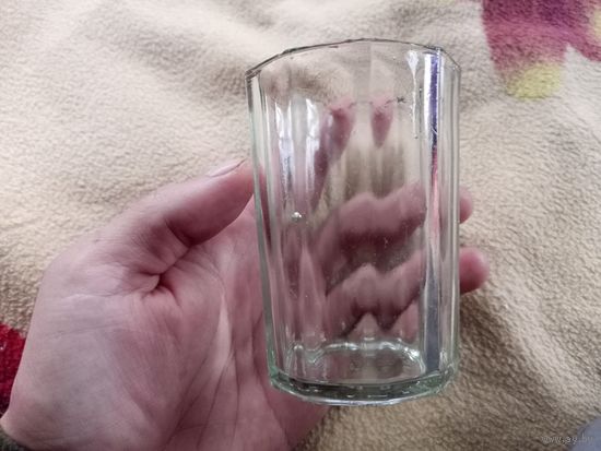 Стакан белстекло октябрь с небольшим сколлом с позиций ркка #3