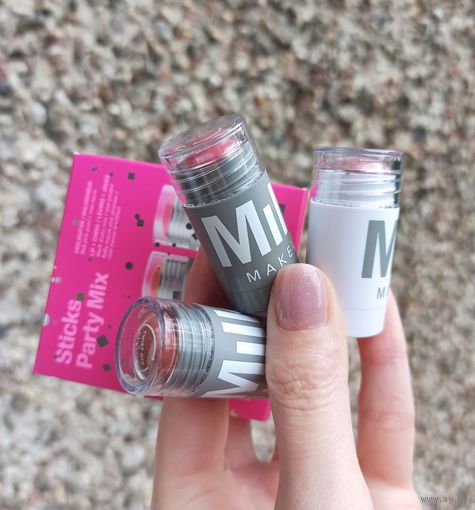 Набор полноразмерных продуктов Milk Makeup