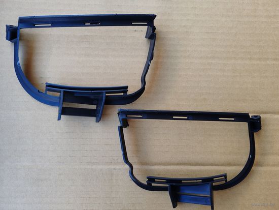 Рамка крепления фары противотуманной