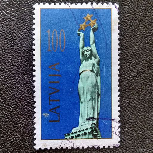Марка Латвия 1991 год Монумент свободы