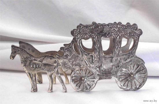 Салфетница Лошади Карета