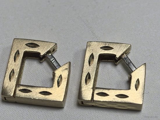 Золотые серёжки. 14 карат. 585 проба. 6.21 гр.