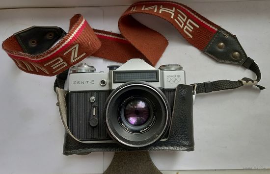 Фотоаппарат ЗЕНИТ-Е с Олимпийской символикой. Гелиос-44-2.