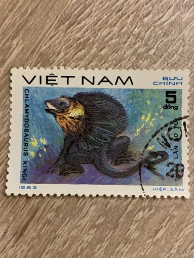 Вьетнам 1983. Рептилии. Chlamydosaurus kingi. Марка из серии