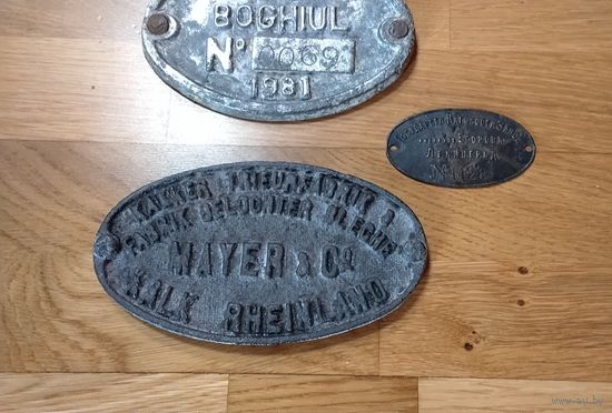 Бирки, шильды.