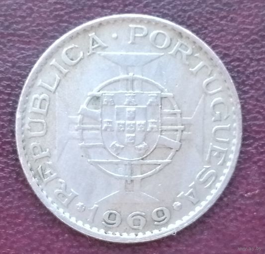 АНГОЛА 10 ЭСКУДО, 1969