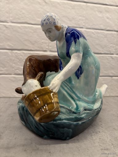 Статуэтка ТЕЛЯТНИЦА. Конаково. ЗИК 1940 тые годы. Большая.  СУПЕР РЕДКОСТЬ!.  Распродажа коллекции!!!