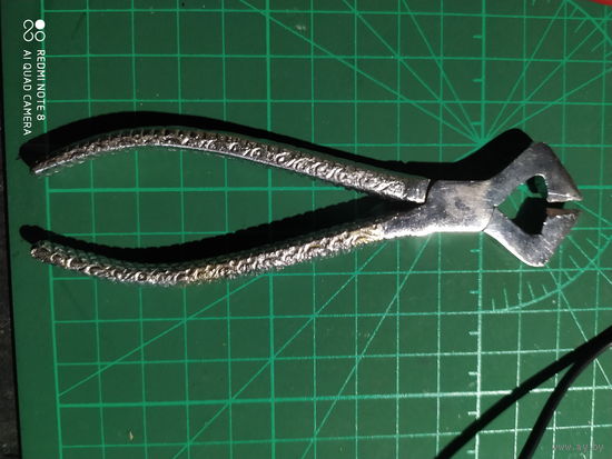 Кусачки для сахара.