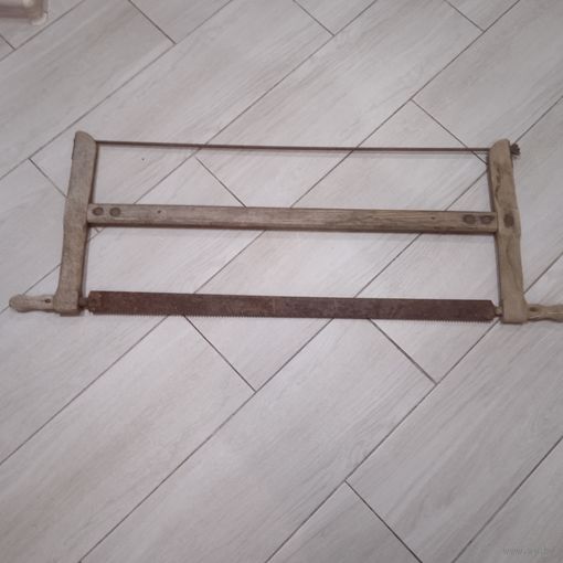 Лучковая пила.