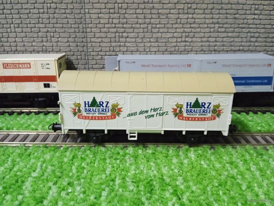 Вагон - изотерма "HARZ" 2-х осный  Roco б/у 1/87 HO