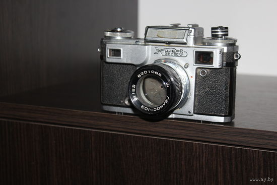 Фотоаппарат Киев с объективом Гелиос-103, из СССР, рабочий.