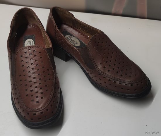 Туфли-мокасины 36 размер Натуральная кожа.