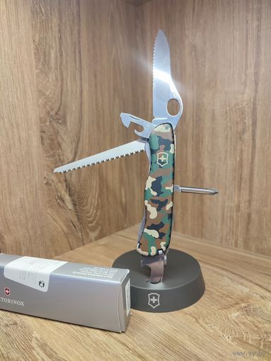 Victorinox trailmaster