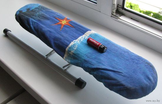 Гладильная доска для рукавов и детских вещей .