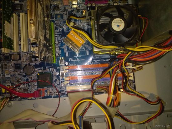 Материнская плата Gigabyte GA-8IPE1000, чипсет Intel 865