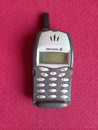 Телефон кнопочный Ericsson