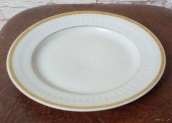 Тарелка СССР. Минский фарфоро-фаянсовый завод (Минск). 1968-1983 гг.