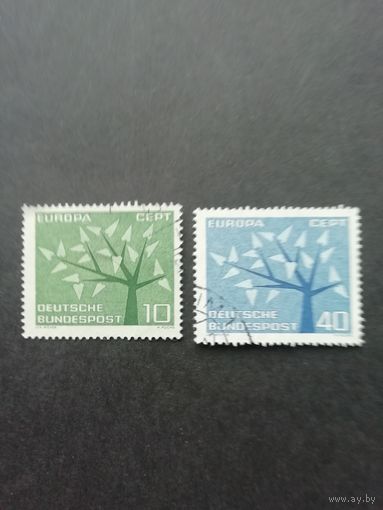 ФРГ 1962 Серия из двух марок "ЕВРОПА СЕПТ (EUROPA CEPT). Стилизованное дерево" (гашеные без клея с наклейкой) Мi.383-384 каталог 0.80 евро