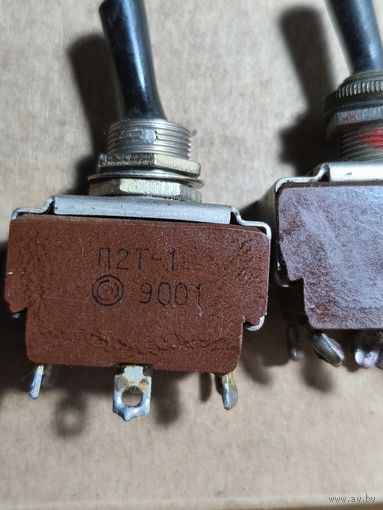 Переключатель, Тумблер П2Т-1, три положения фиксации