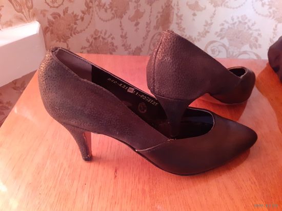 Туфли размер 37-38 нат кожа новые