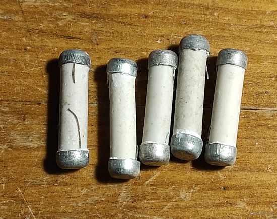 Плавкая вставка (предохранитель) 10А, 5 штук c 1 рубля