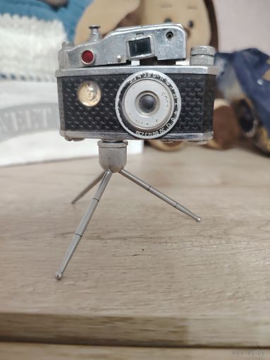 Есенин зажигалка, с 1р, Бонд, Джеймс Бонд