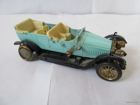 МОДЕЛЬ АВТОМОБИЛЯ РУССОБАЛТ ВРЕМЕН СССР.