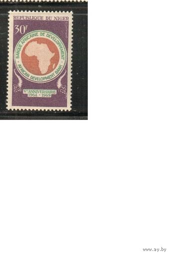 Нигер-1969 (Мих.226) **, Банк, Карта(одиночка)