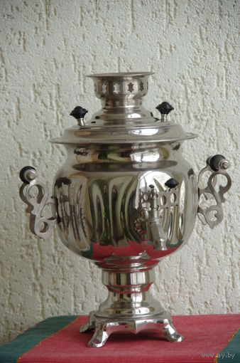 Самовар  электрический  ( рабочий , комплектный )