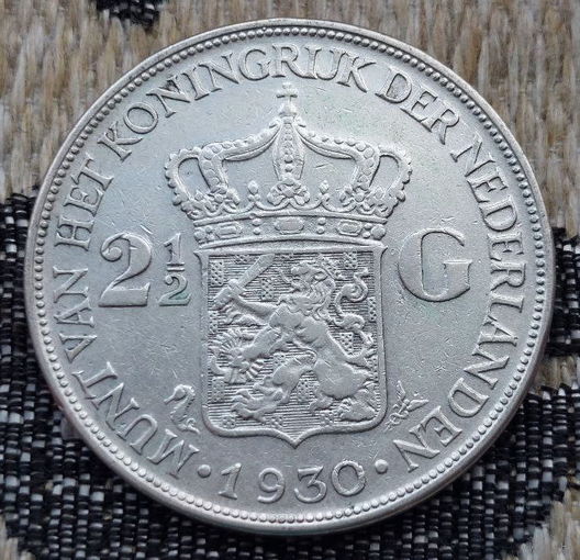 Нидерланды 2 1/2 гульдена 1930 года. Королева Вельгельмина. Серебро. Сторгуй за свою цену, предложи обмен! Y65