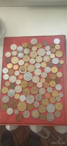 100 разных монет мира - 1