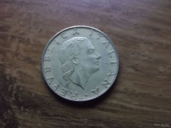 Италия 200 лир 1979.