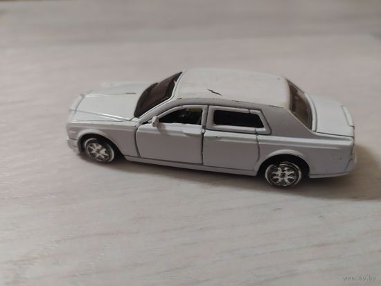 Модель Rolls-Royce