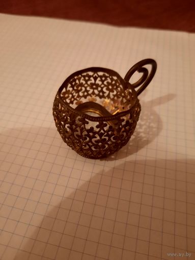 Очень маленький подстаканник РИ в позолоте.
