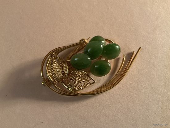 Брошь Веточка Нефрит Скань Германия винтаж