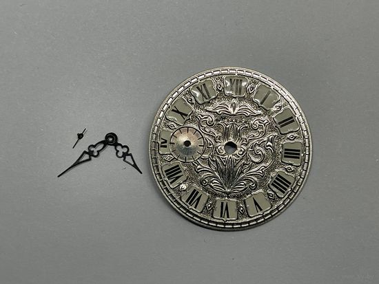 Часы карманные Молния,циферблат и стрелки с хранения.Старт с рубля