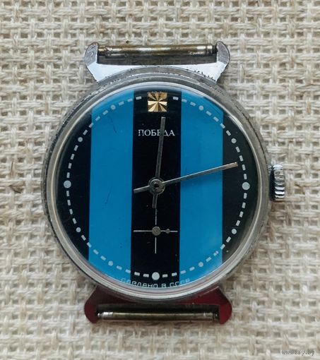 Часы. Победа 2602.